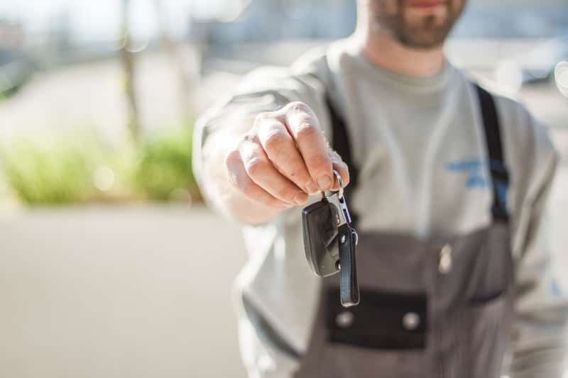 8 Main Advantages of Selling Cars Online